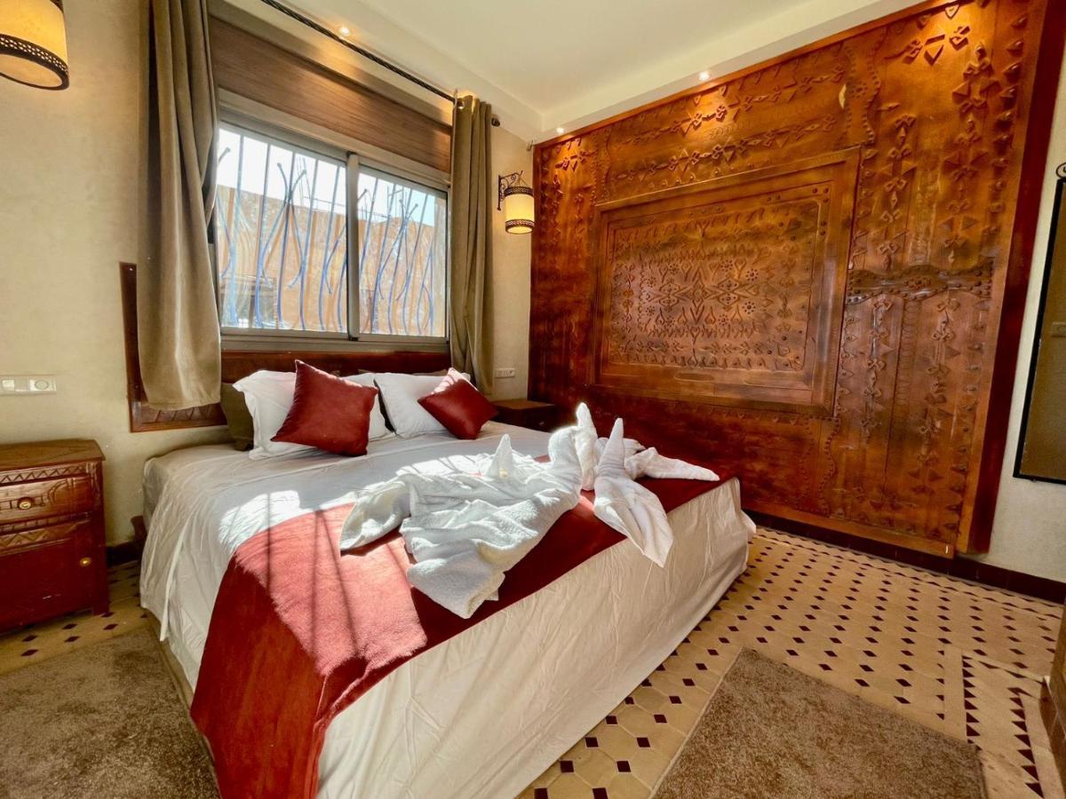 Hotel Apartments Lexpert " Riad The Family" Merzouga Buitenkant foto
