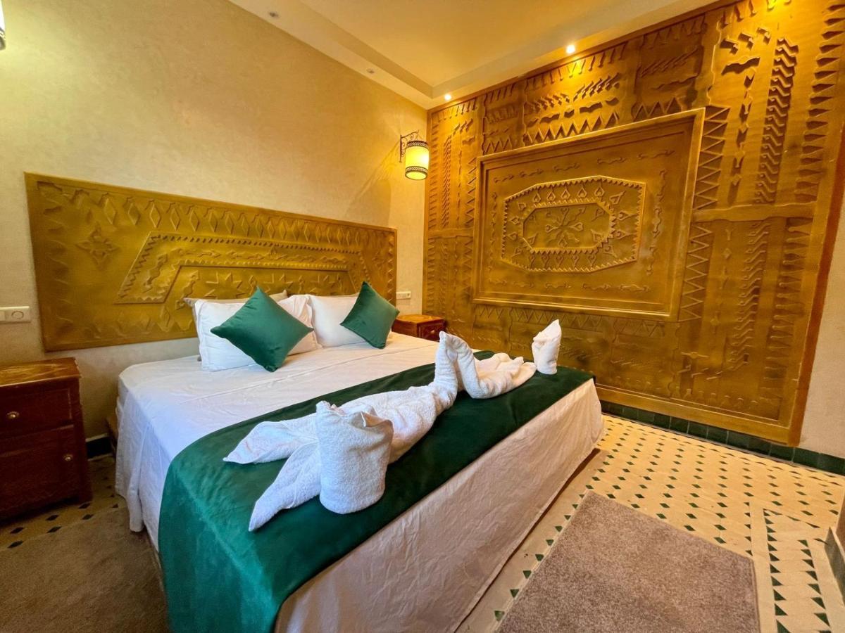 Hotel Apartments Lexpert " Riad The Family" Merzouga Buitenkant foto